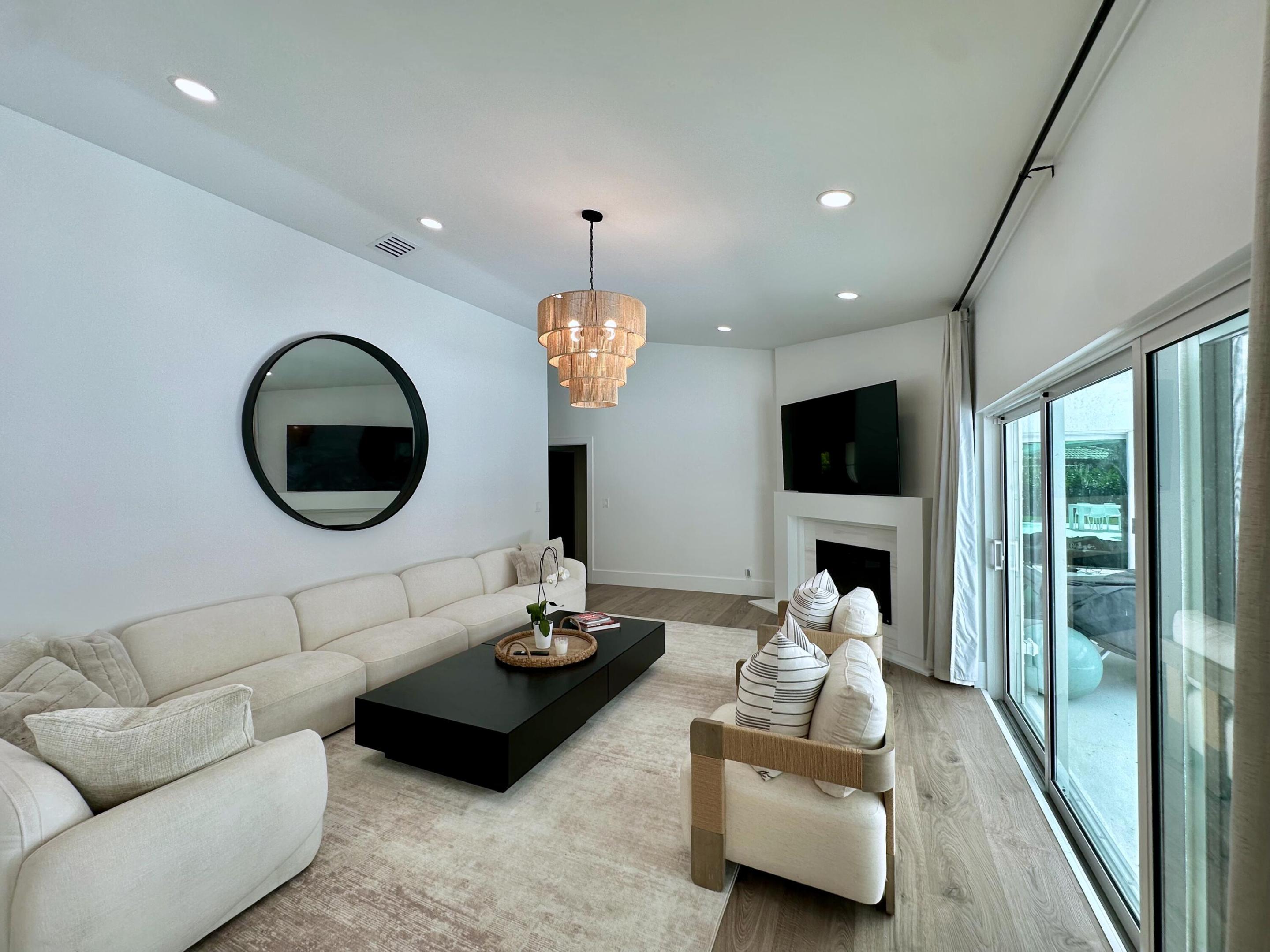 BOCA RATON BATH & TENNIS CLUB - Residential