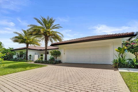 Photo of 2804 Banyan Boulevard Circle NW, Boca Raton, FL 33431 (MLS # B26021530)