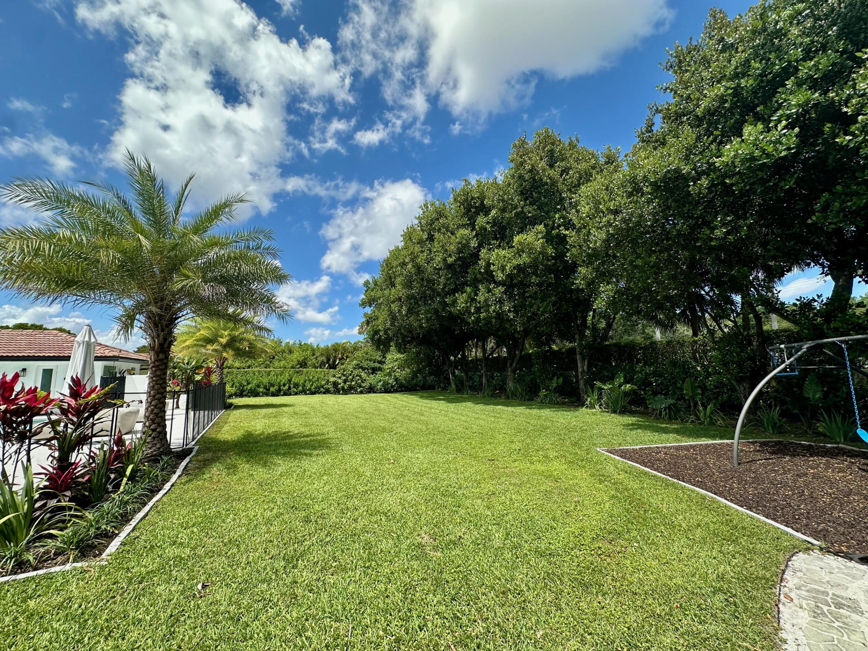 BOCA RATON BATH & TENNIS CLUB - Residential