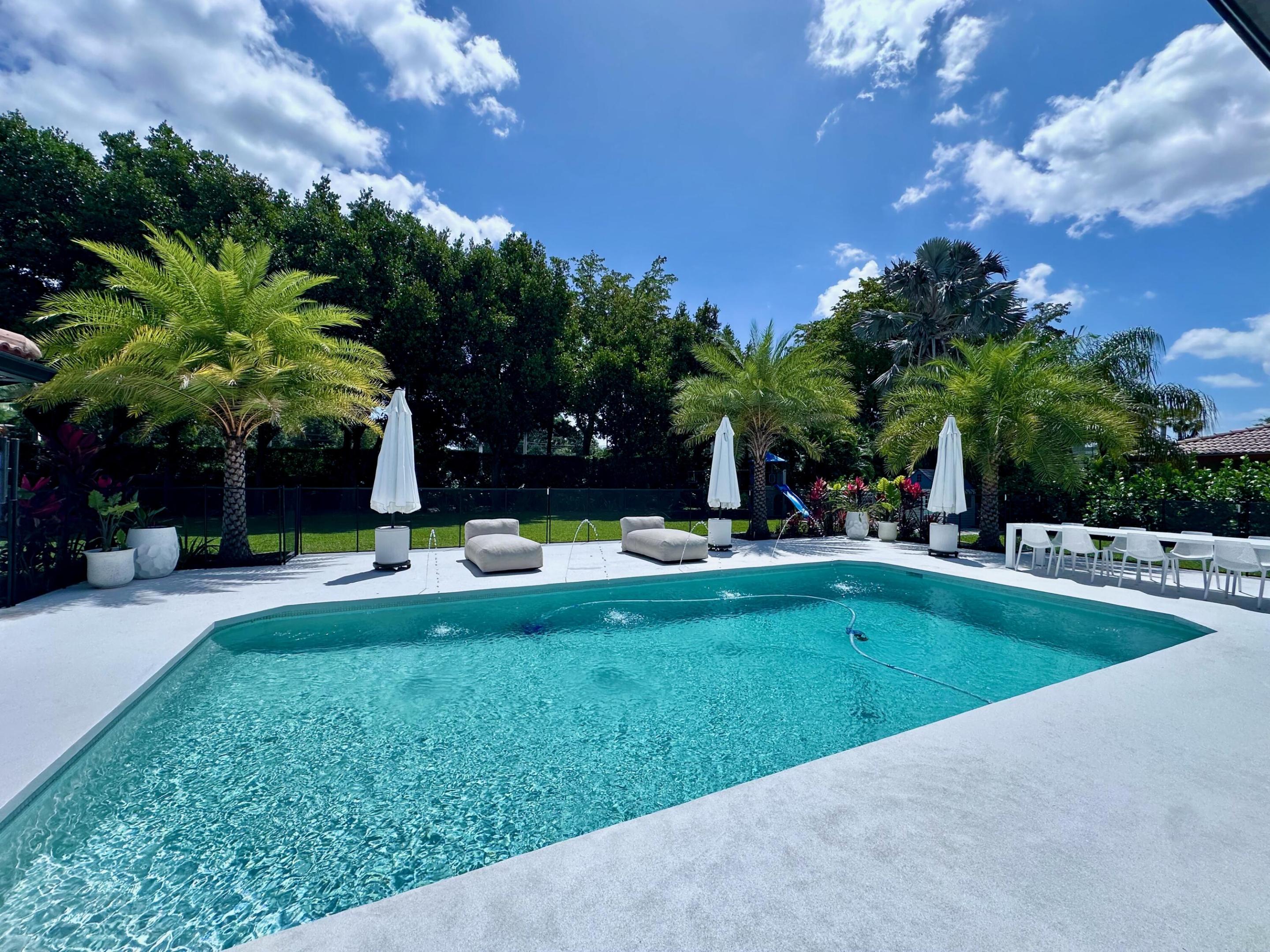 BOCA RATON BATH & TENNIS CLUB - Residential