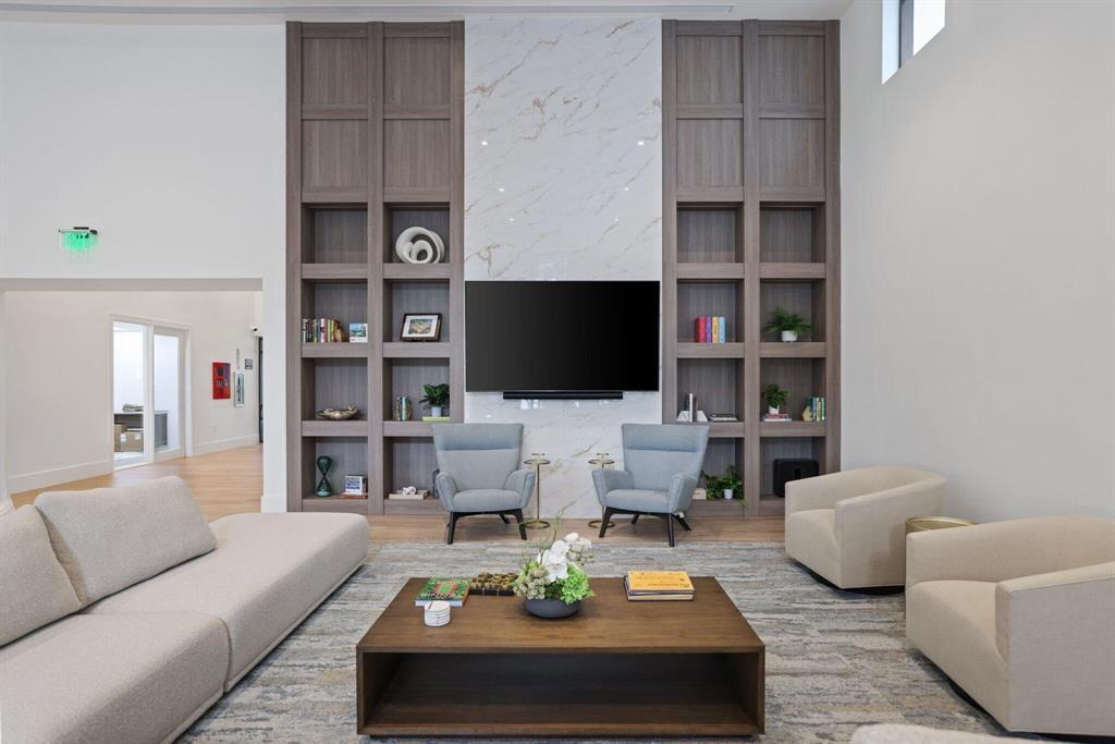 BOCA RATON BATH & TENNIS CLUB - Residential