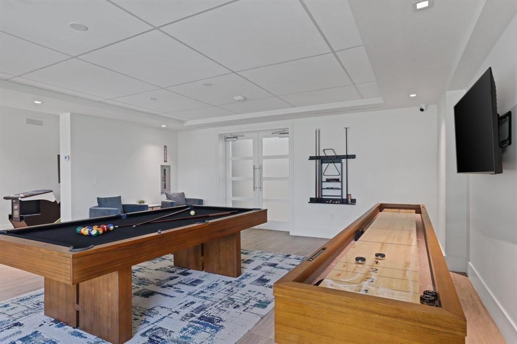 BOCA RATON BATH & TENNIS CLUB - Residential