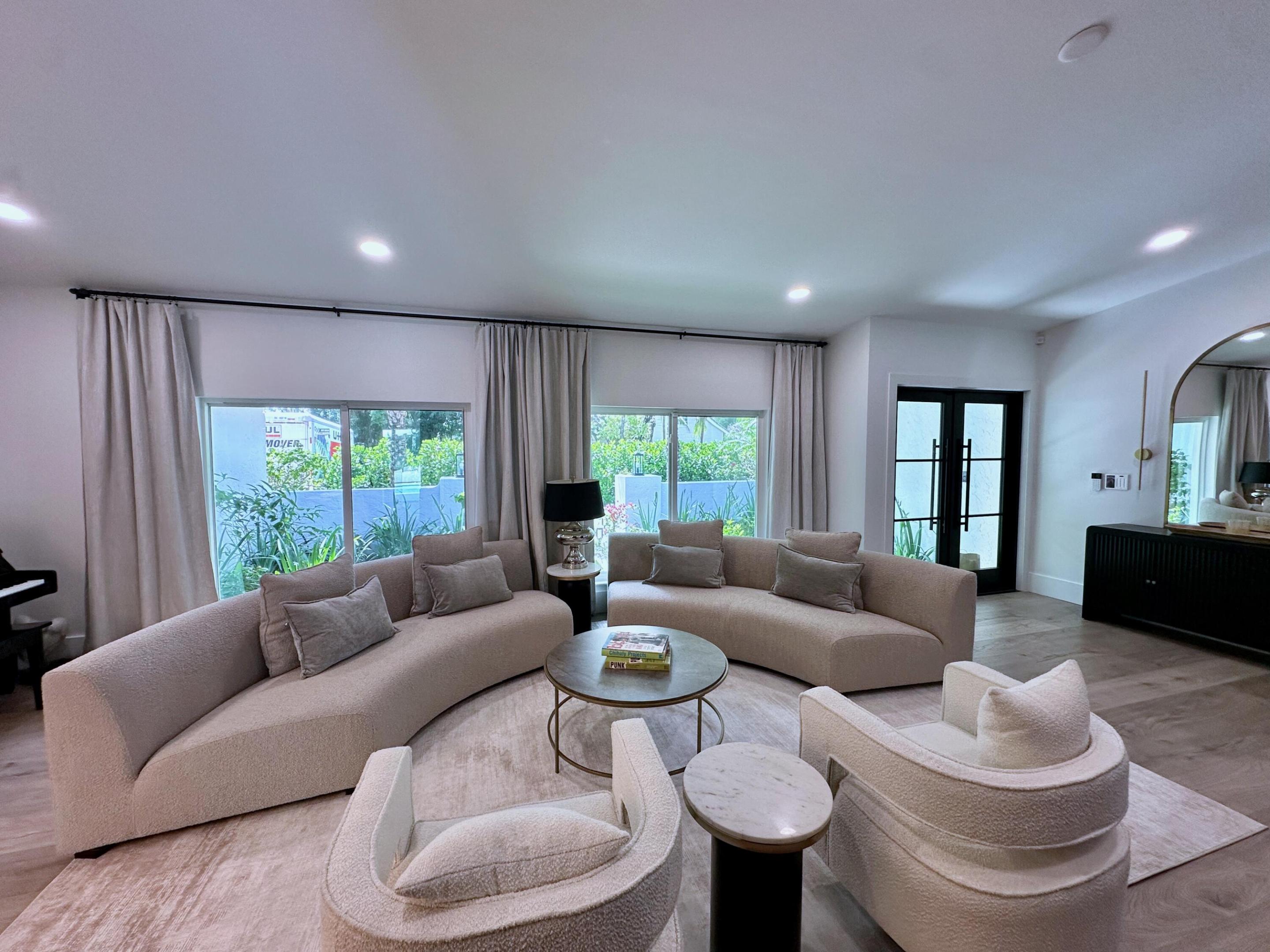 BOCA RATON BATH & TENNIS CLUB - Residential