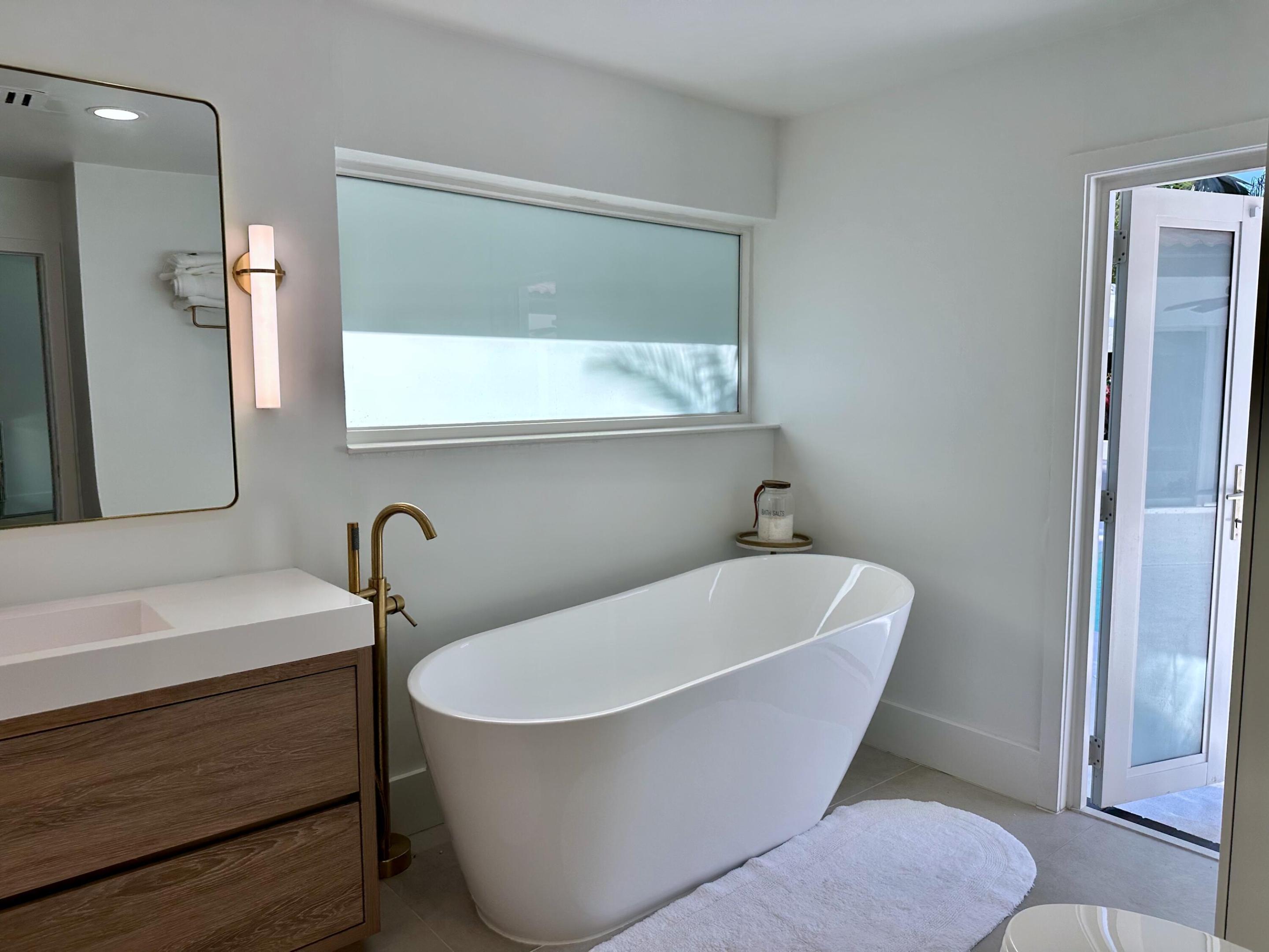 BOCA RATON BATH & TENNIS CLUB - Residential