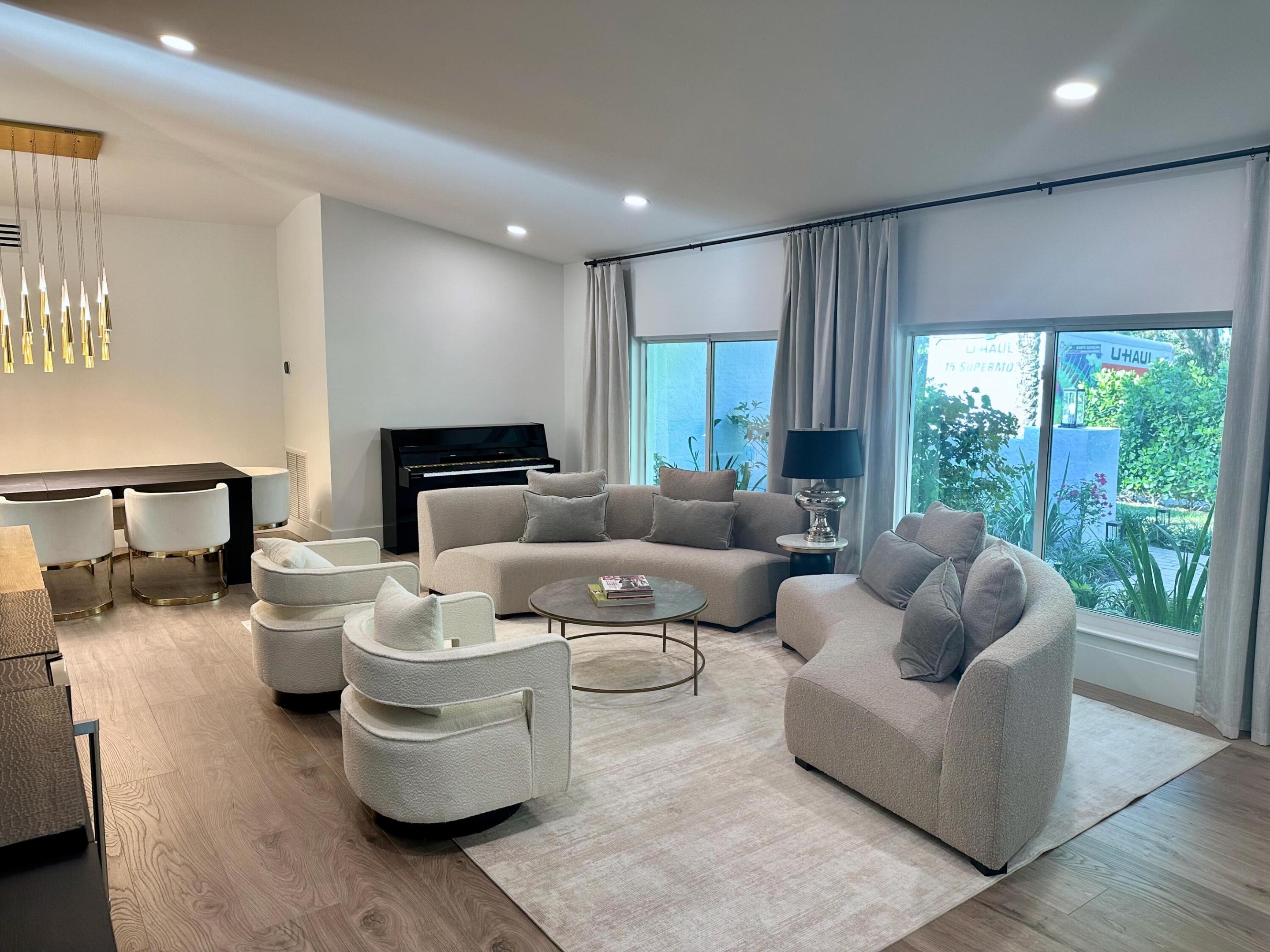 BOCA RATON BATH & TENNIS CLUB - Residential