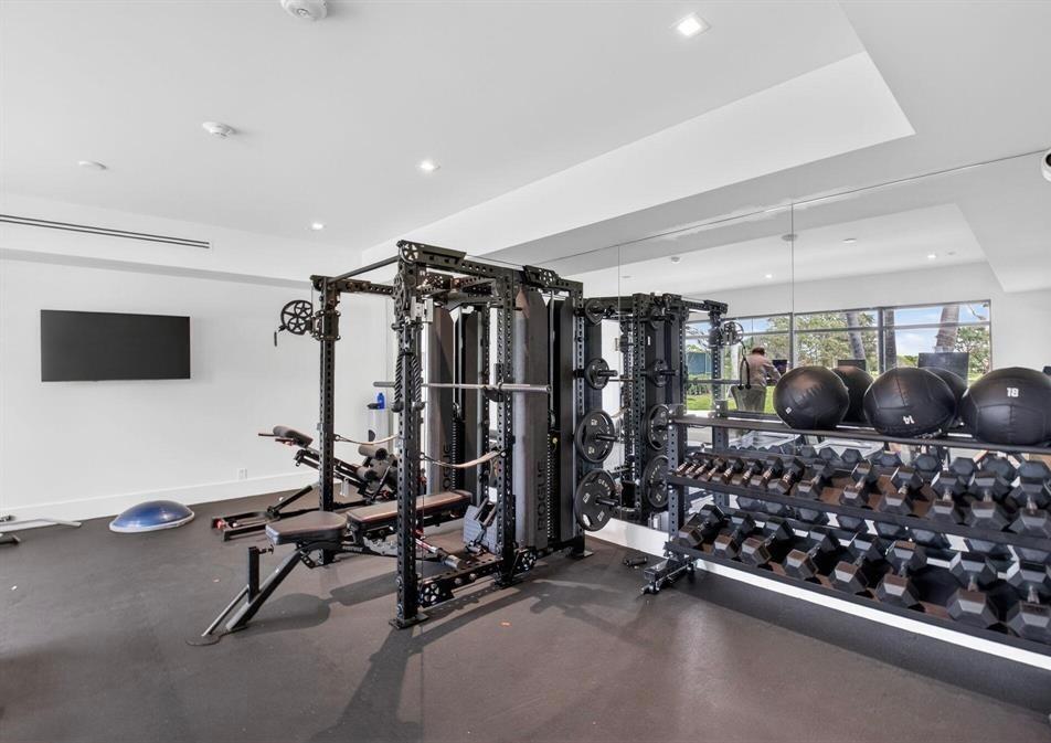 BOCA RATON BATH & TENNIS CLUB - Residential