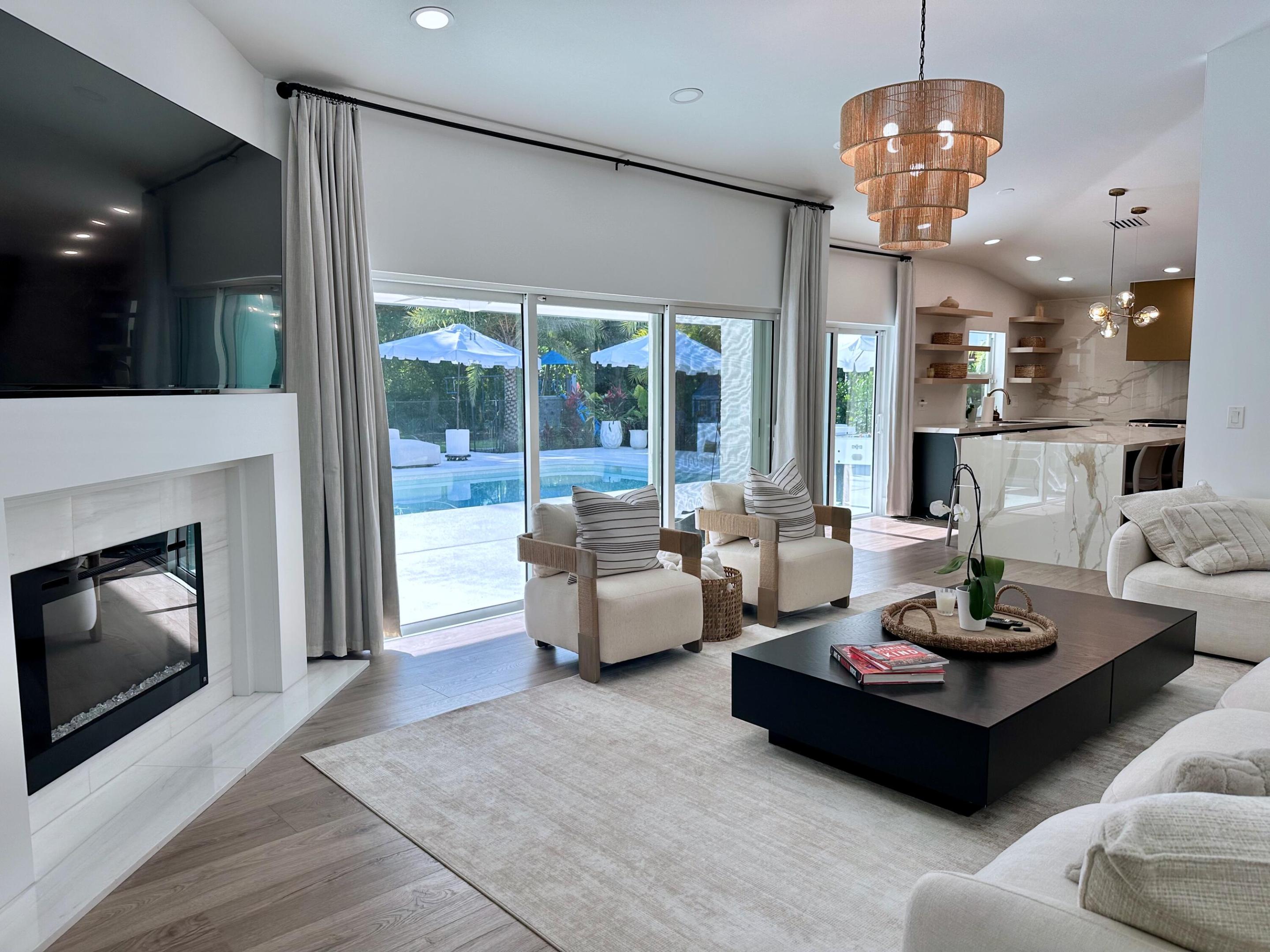 BOCA RATON BATH & TENNIS CLUB - Residential