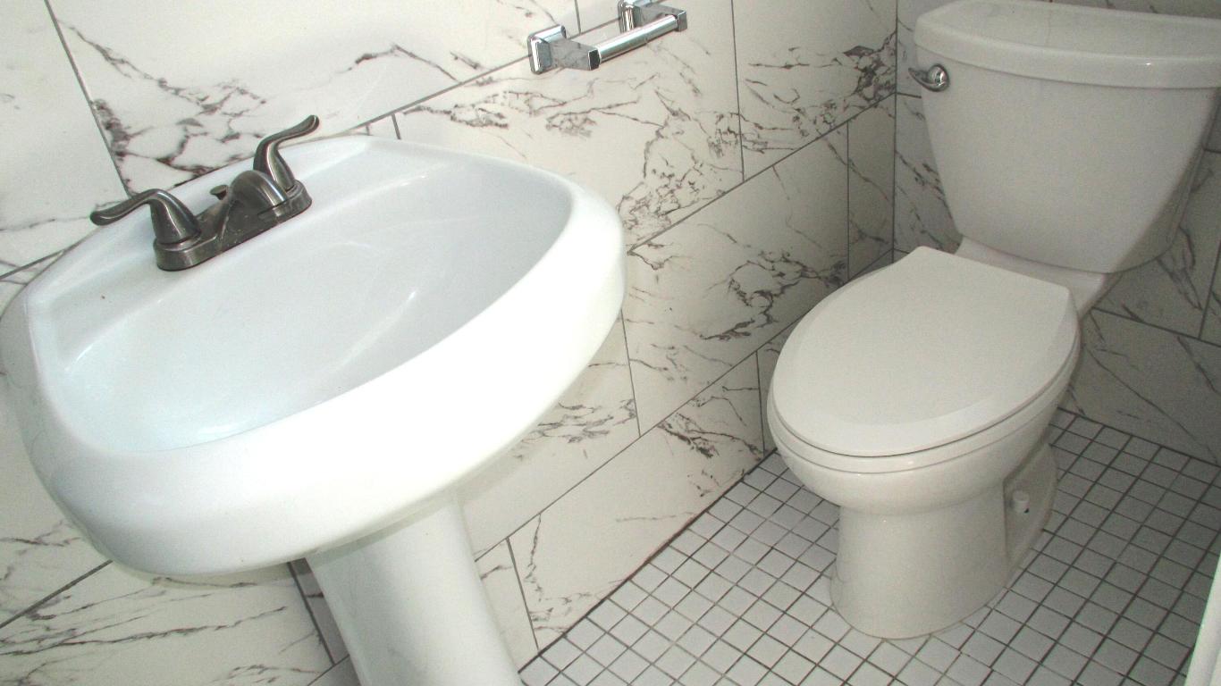 LAKE WORTH TOWN OF - Residential Lease