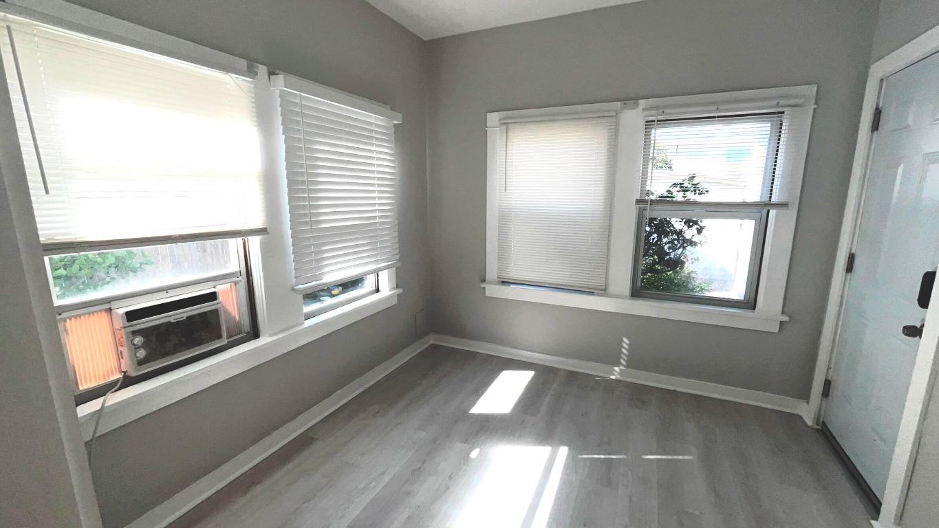 LAKE WORTH TOWN OF - Residential Lease