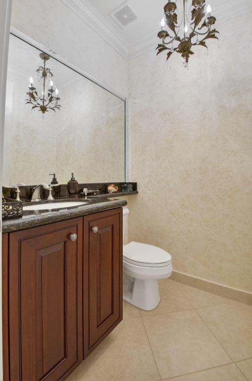 VALENCIA PALMS - Residential