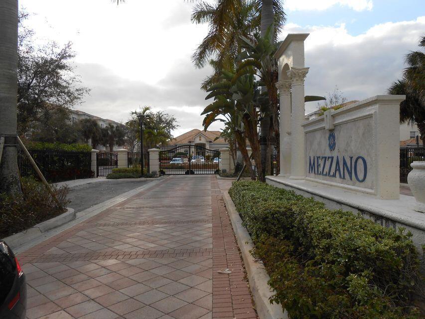 Photo of 9905 Baywinds Boulevard #2202, West Palm Beach, FL 33411 (MLS # B26029542)
