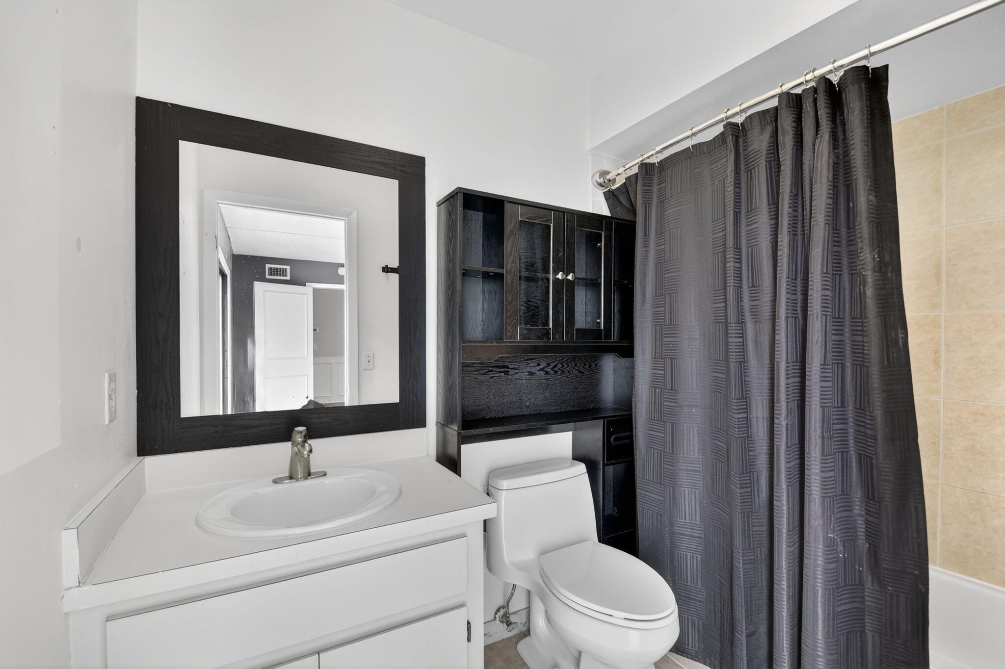 VILLAGE OF TURNBERRY PH II - Residential