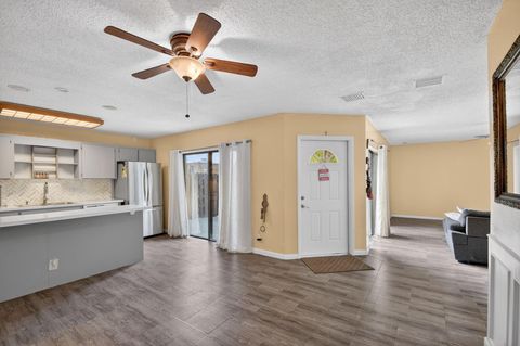 Tiny photo for 4175 Turnberry Circle #1102, Lake Worth, FL 33467 (MLS # B26017807)