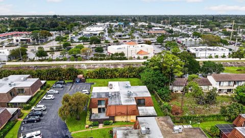 Tiny photo for 4175 Turnberry Circle #1102, Lake Worth, FL 33467 (MLS # B26017807)