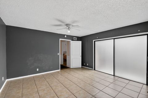 Tiny photo for 4175 Turnberry Circle #1102, Lake Worth, FL 33467 (MLS # B26017807)