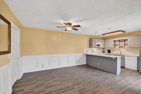Tiny photo for 4175 Turnberry Circle #1102, Lake Worth, FL 33467 (MLS # B26017807)