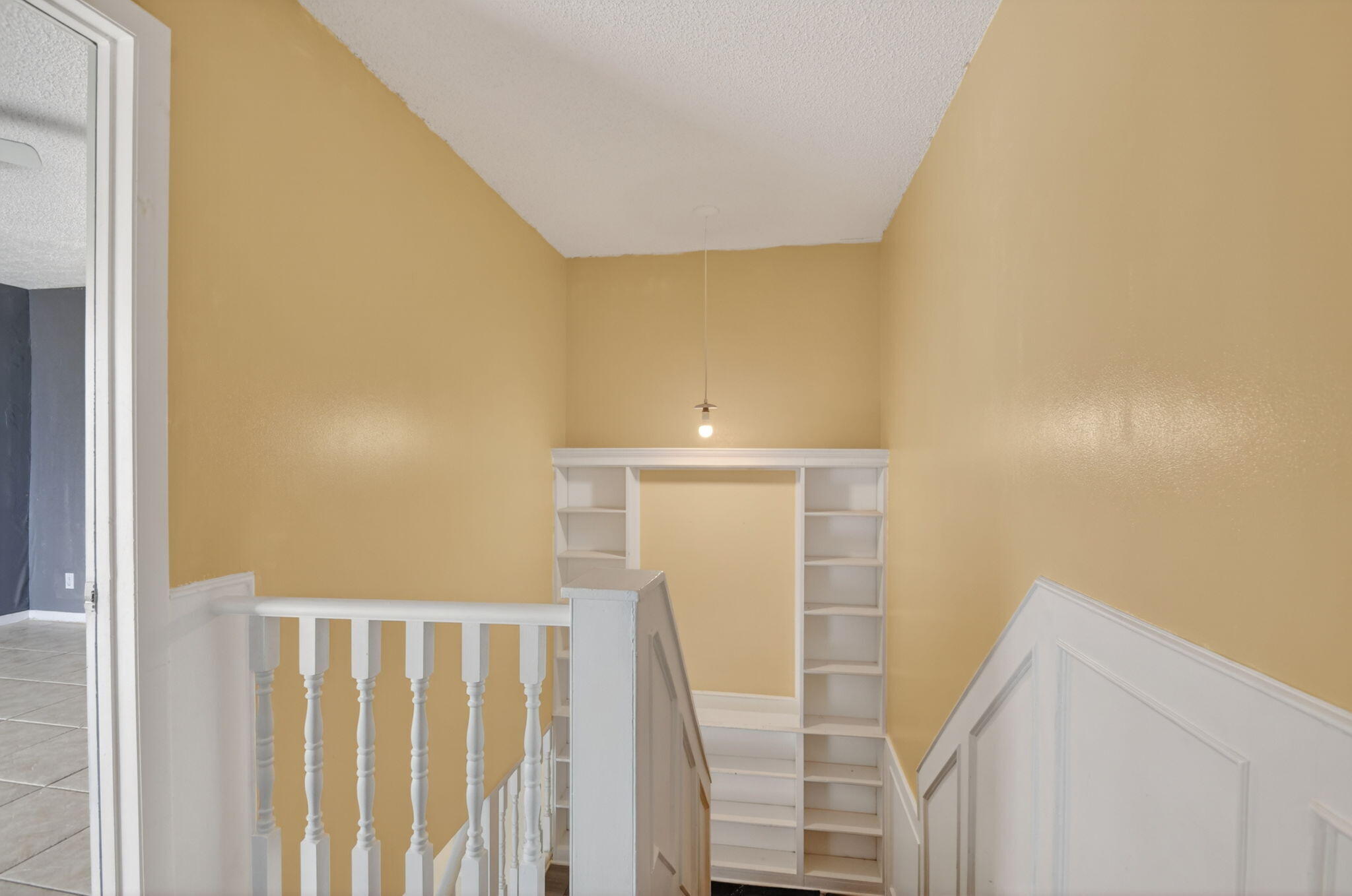 VILLAGE OF TURNBERRY PH II - Residential