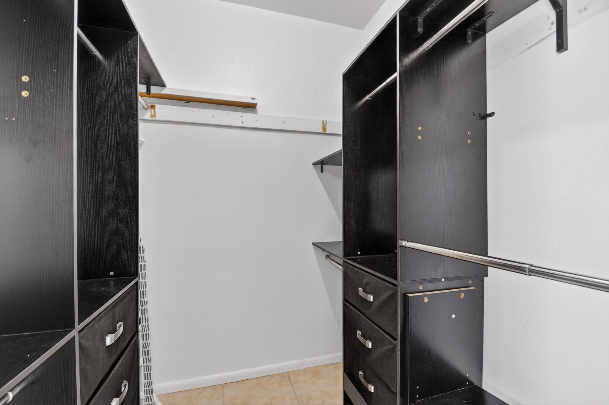 VILLAGE OF TURNBERRY PH II - Residential