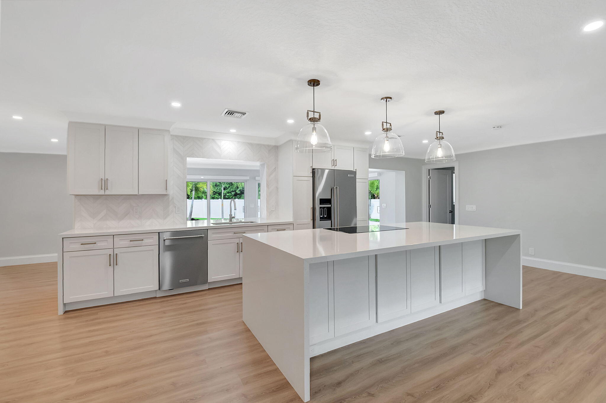 SEACREST ESTATES - Residential Lease