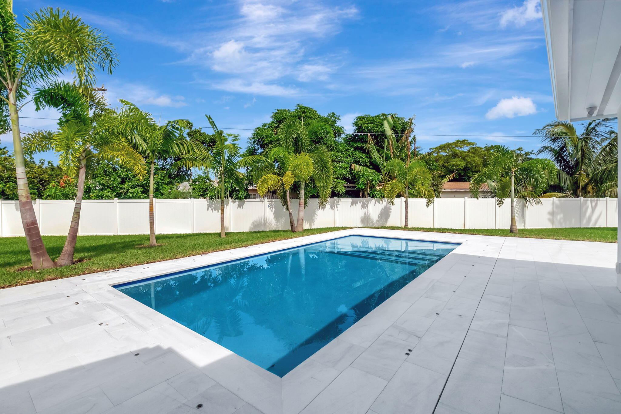 SEACREST ESTATES - Residential Lease