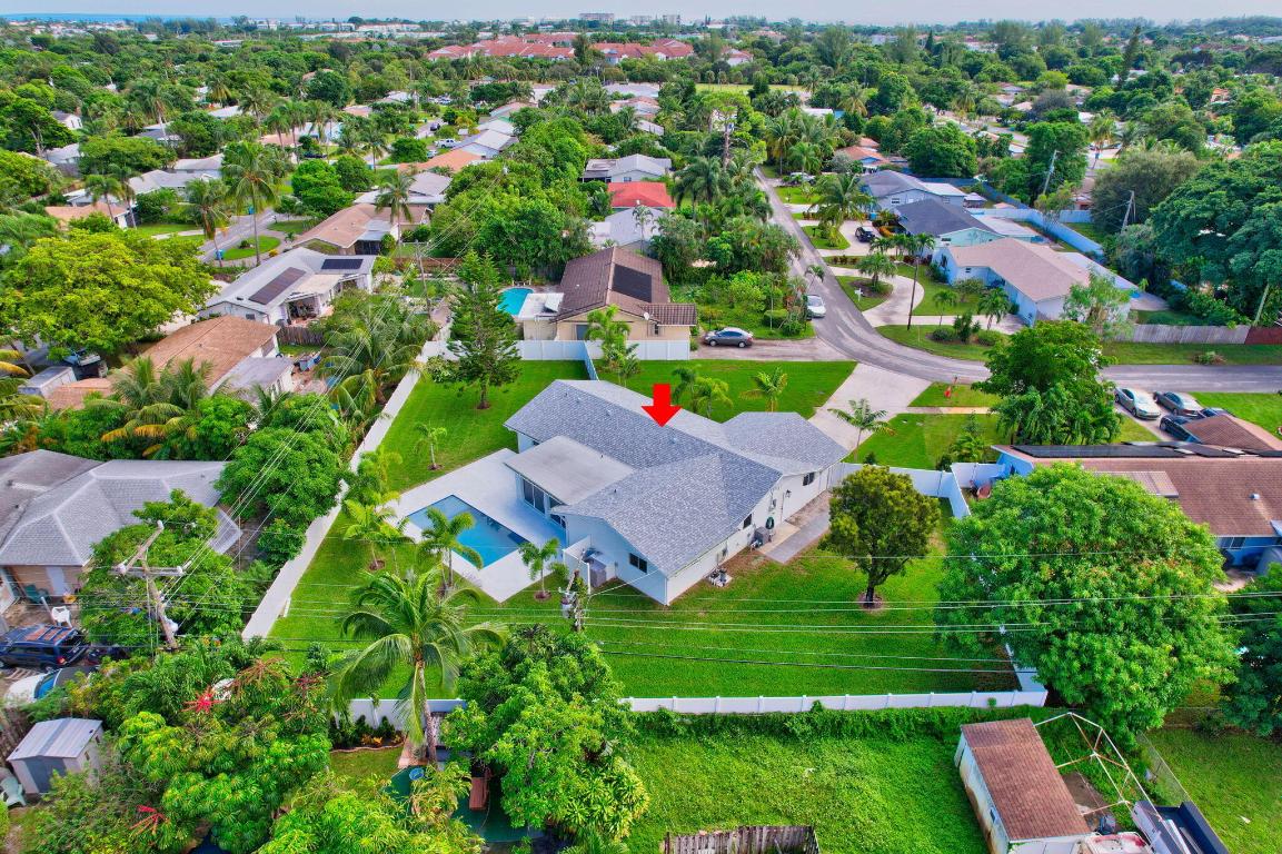 SEACREST ESTATES - Residential Lease