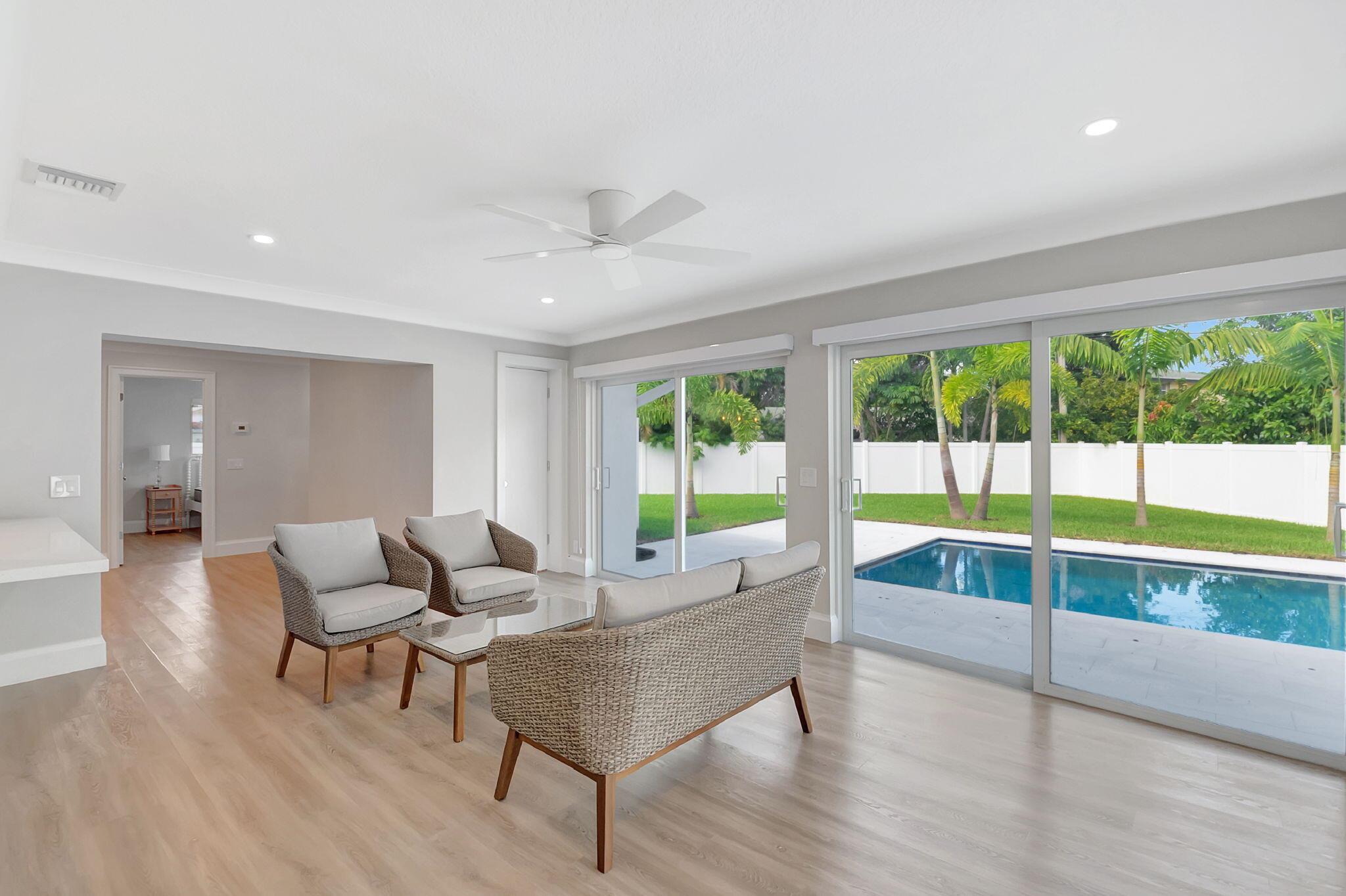 SEACREST ESTATES - Residential Lease