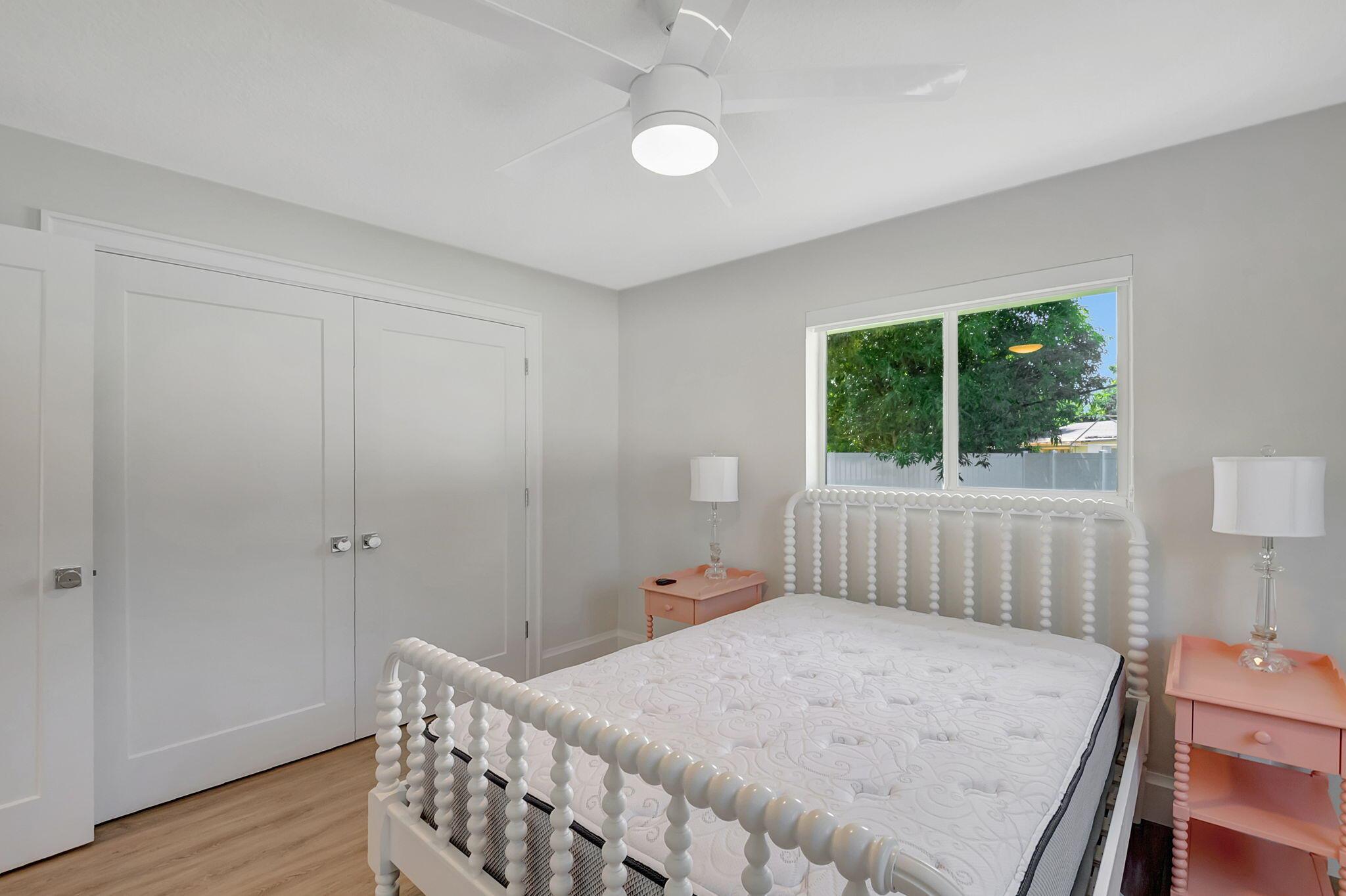 SEACREST ESTATES - Residential Lease