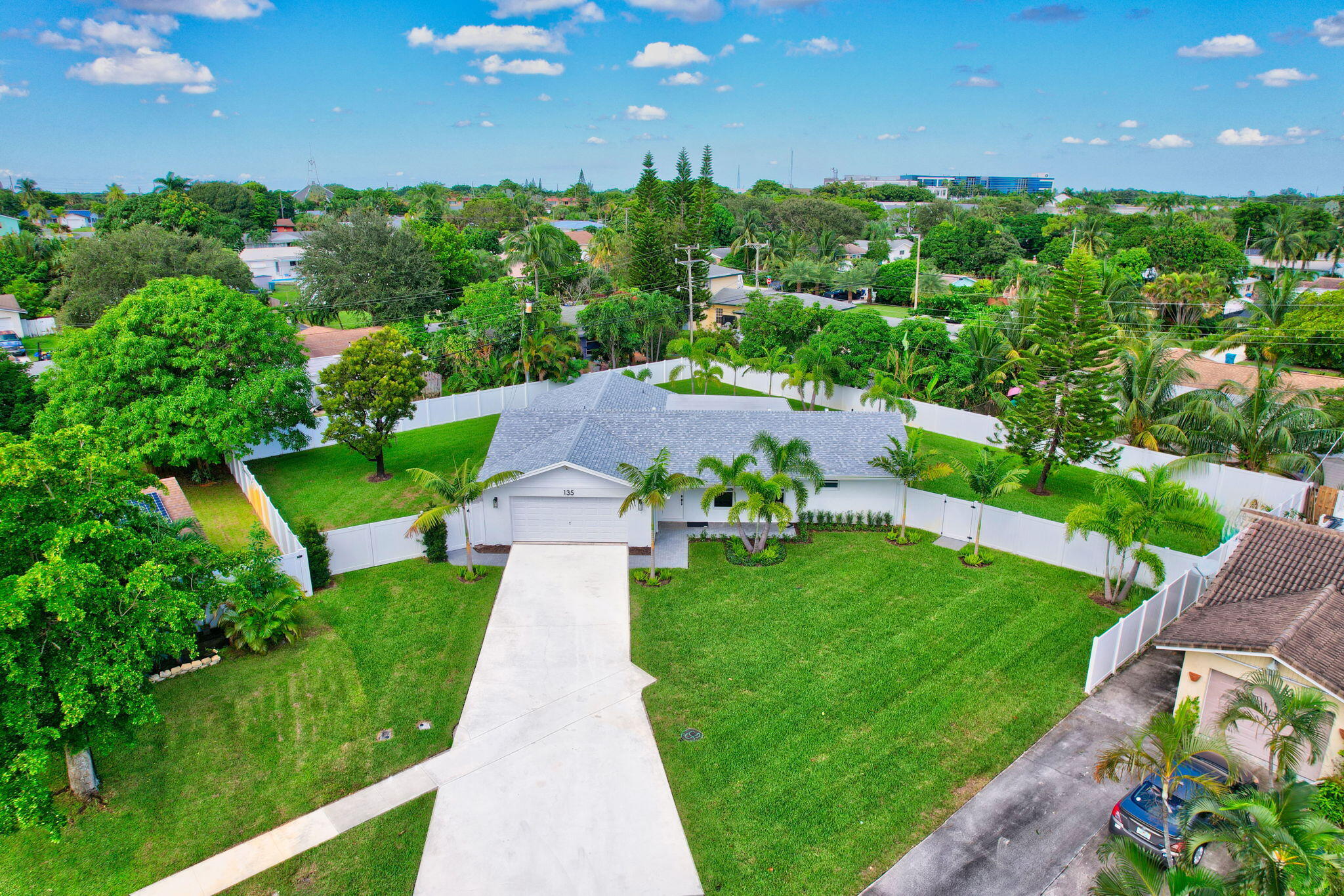 SEACREST ESTATES - Residential Lease