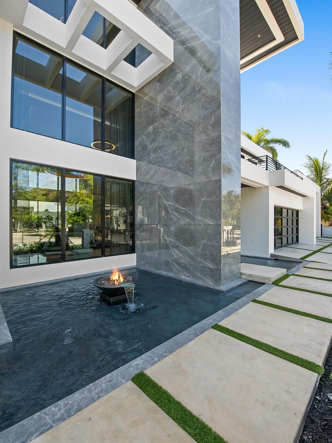 725 Poinciana Dr, Fort Lauderdale, FL, 33301/$24,995,000.05 4 725 Poinciana Dr