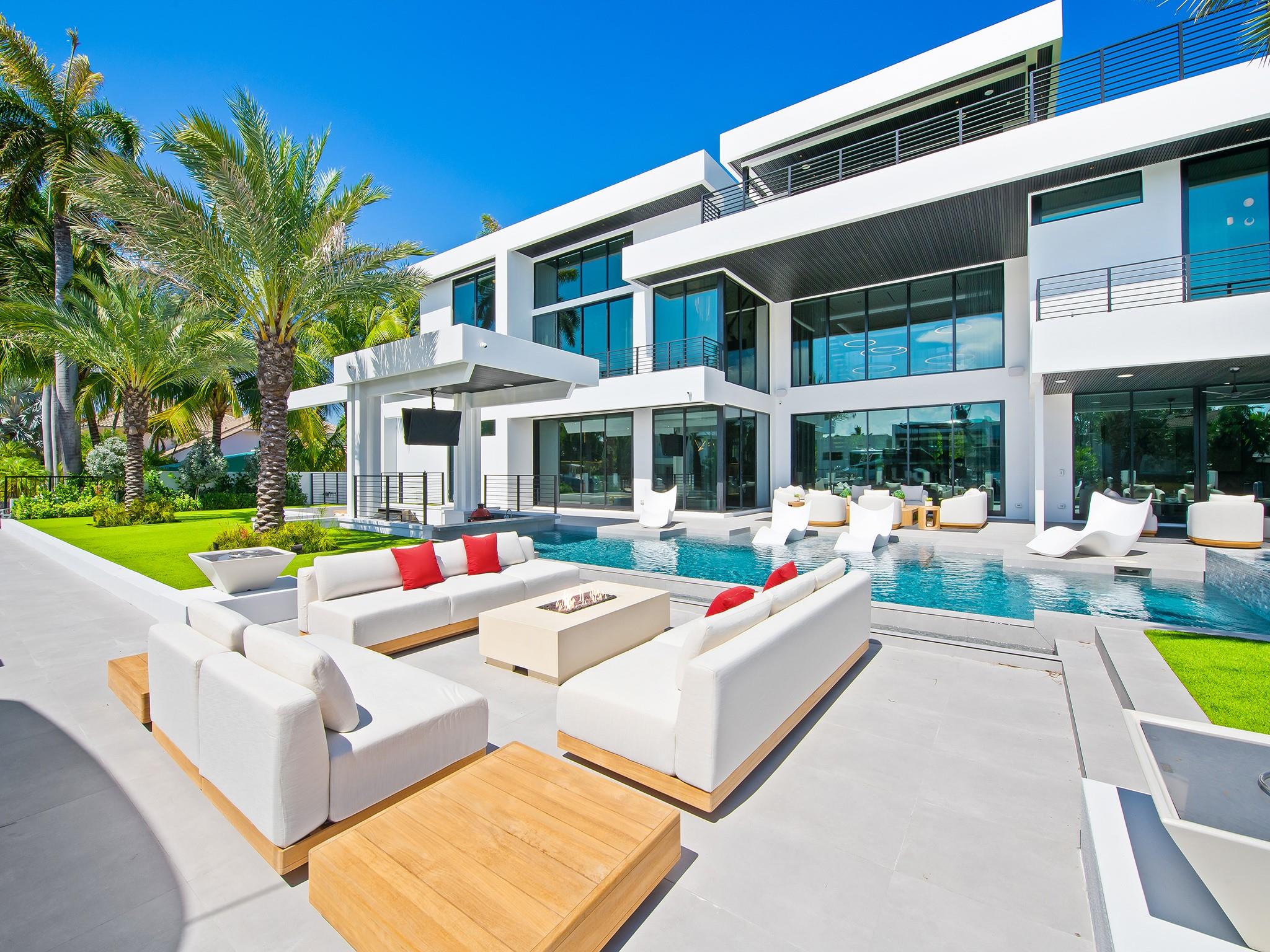 725 Poinciana Dr, Fort Lauderdale, FL, 33301/$24,995,000.05 3 725 Poinciana Dr