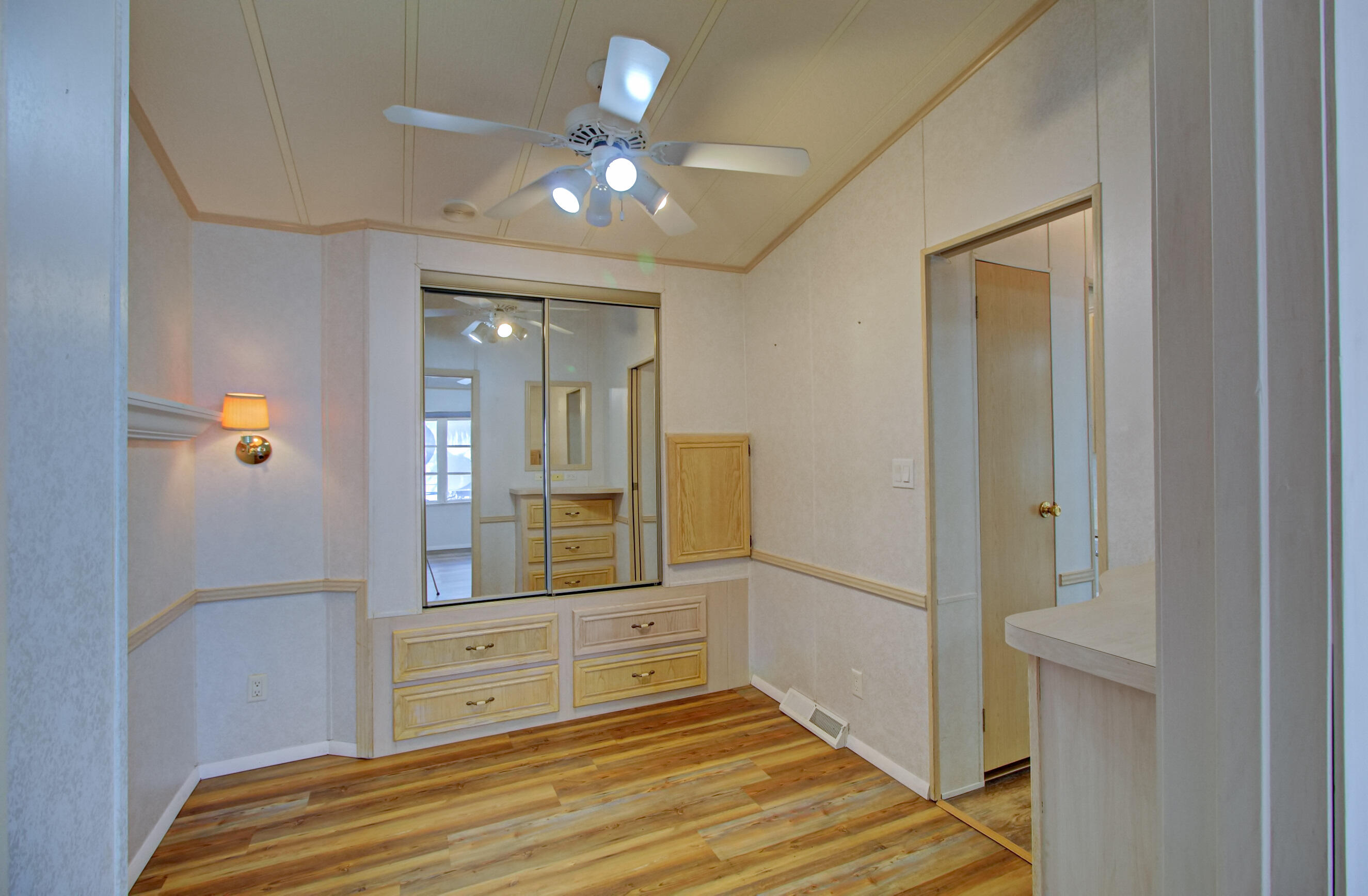 ANCIENT OAKS RV RESORT NO V - Residential