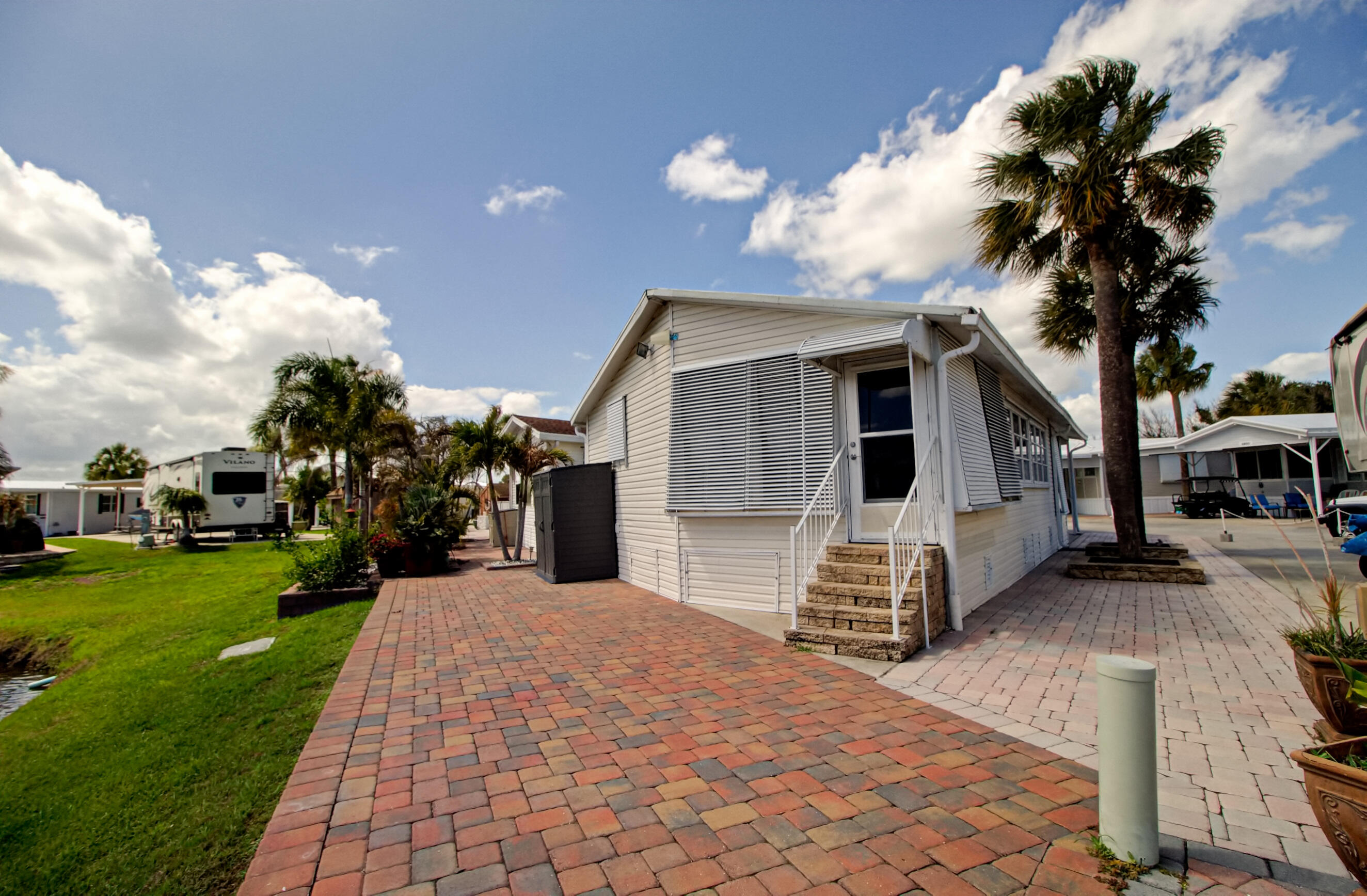 ANCIENT OAKS RV RESORT NO V - Residential