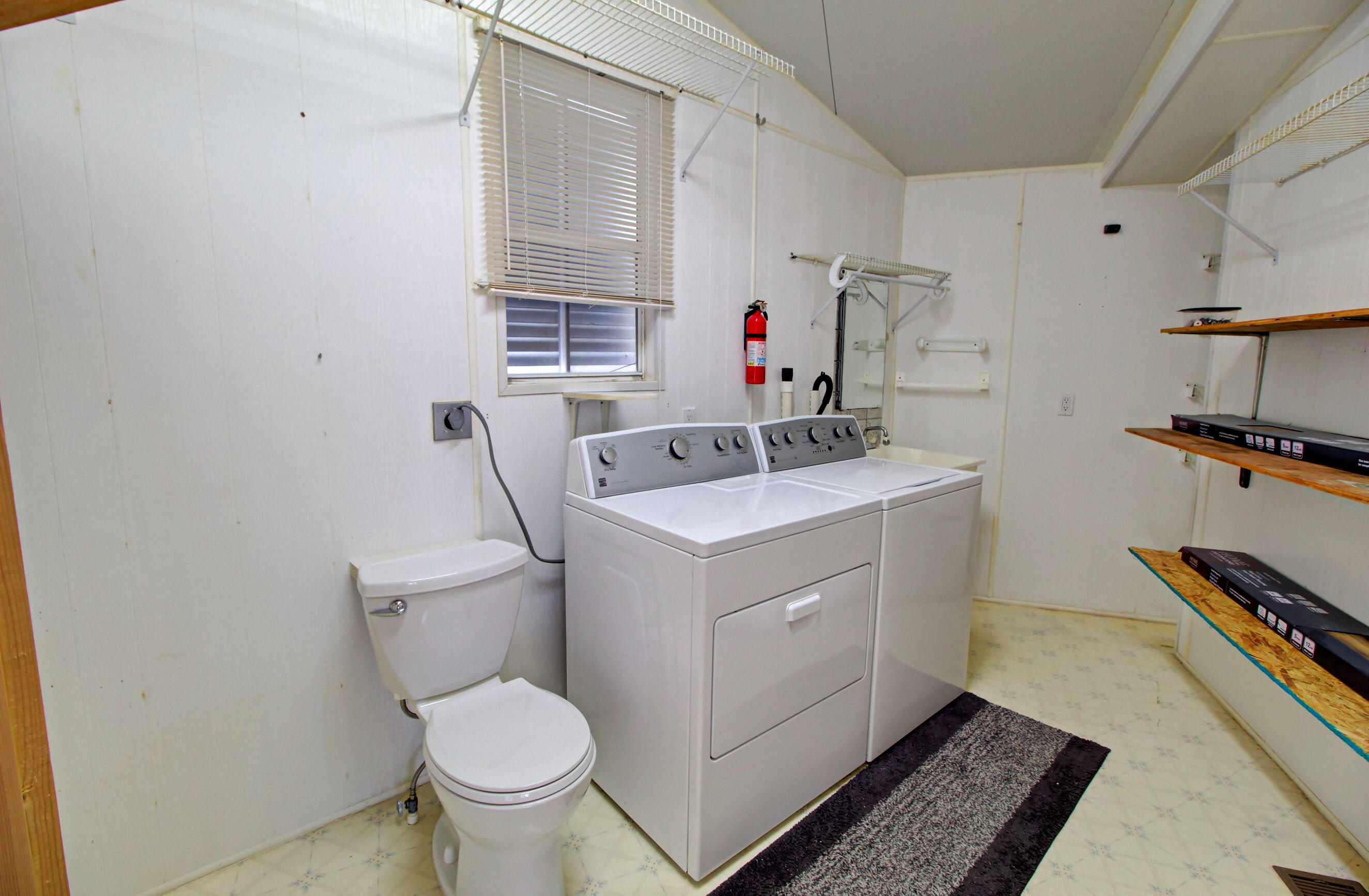 ANCIENT OAKS RV RESORT NO V - Residential