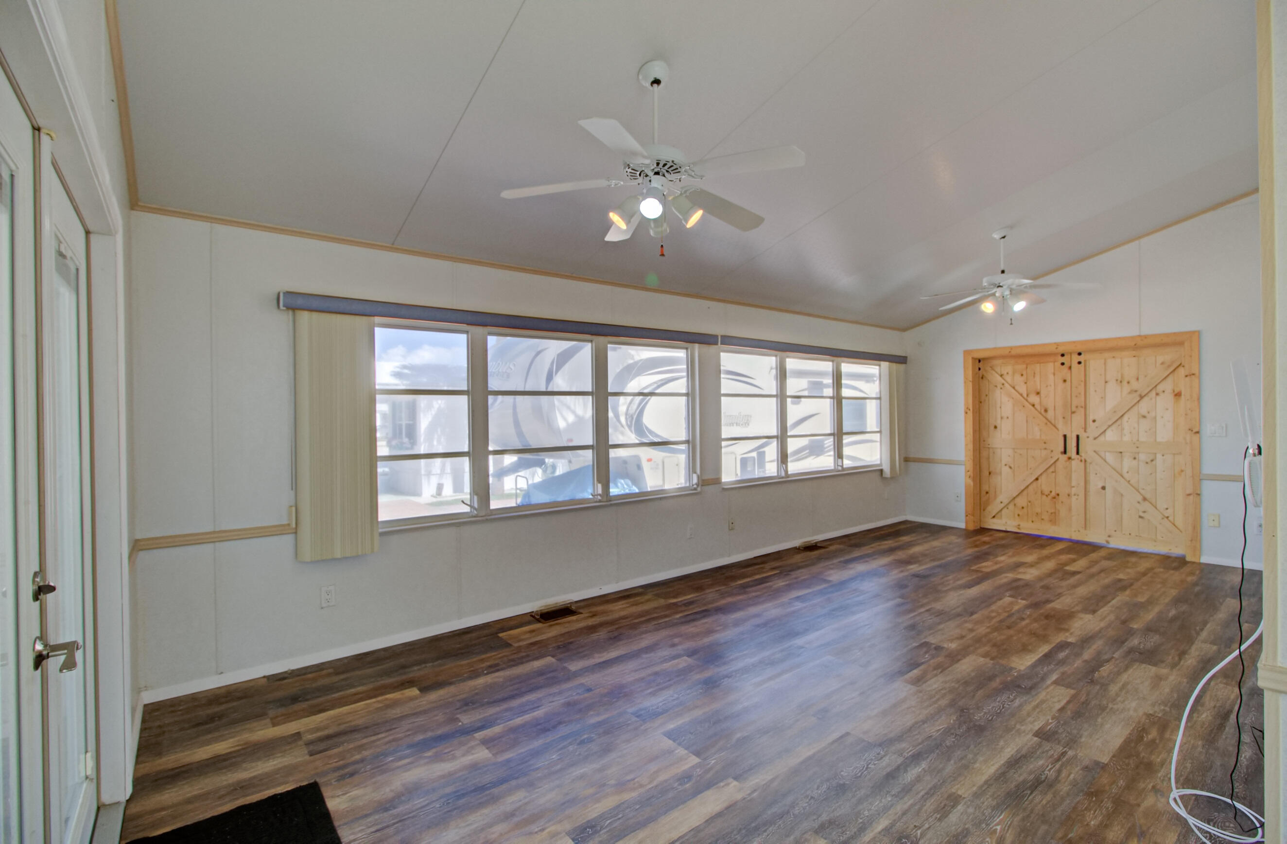 ANCIENT OAKS RV RESORT NO V - Residential