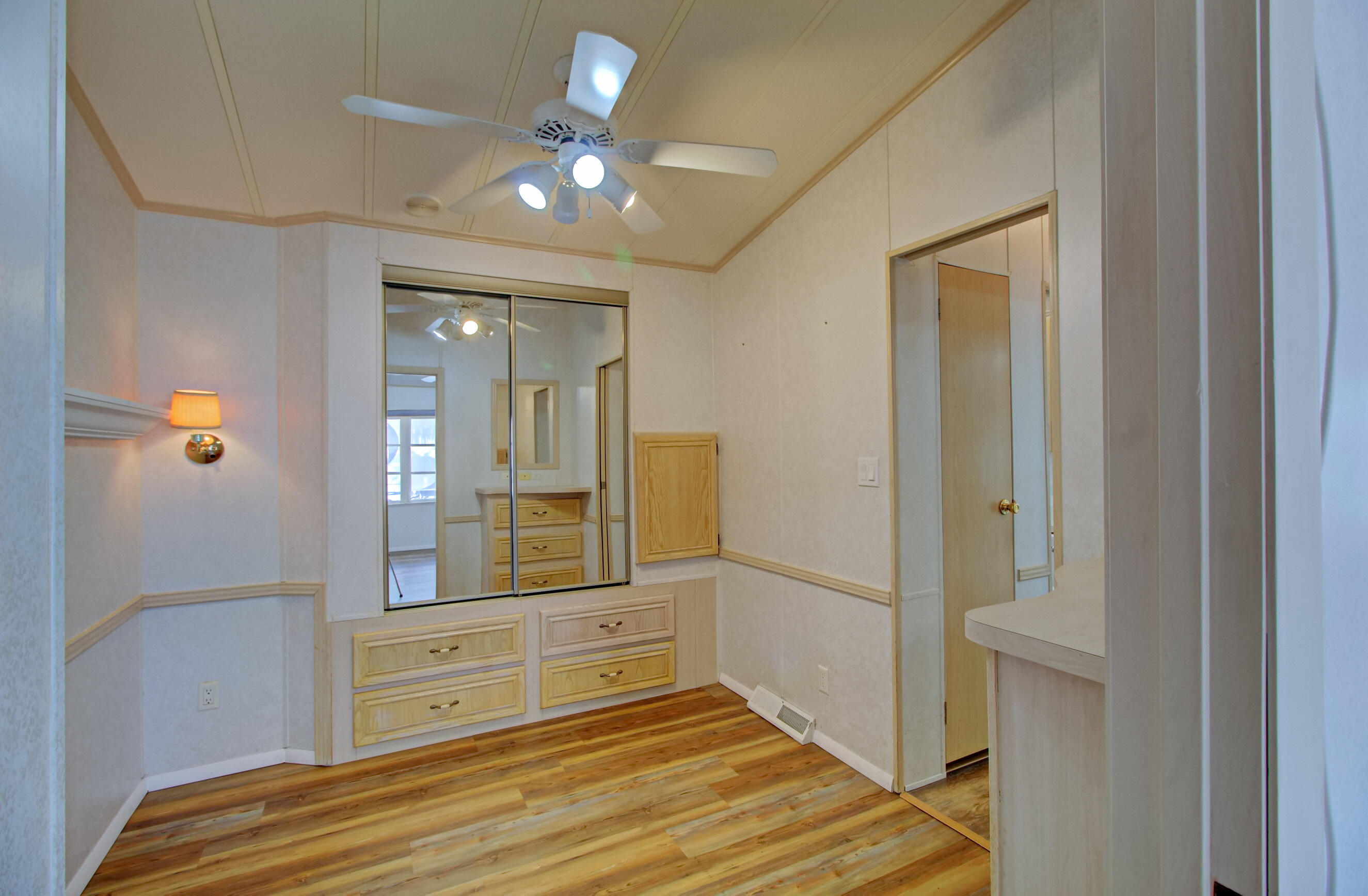 ANCIENT OAKS RV RESORT NO V - Residential