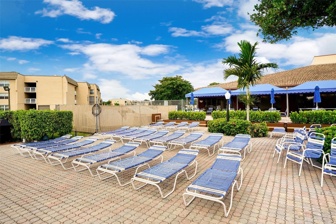 Sunrise Lakes 3 - Residential