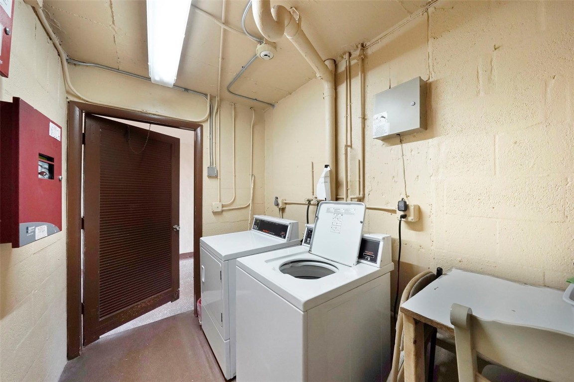 Sunrise Lakes 3 - Residential