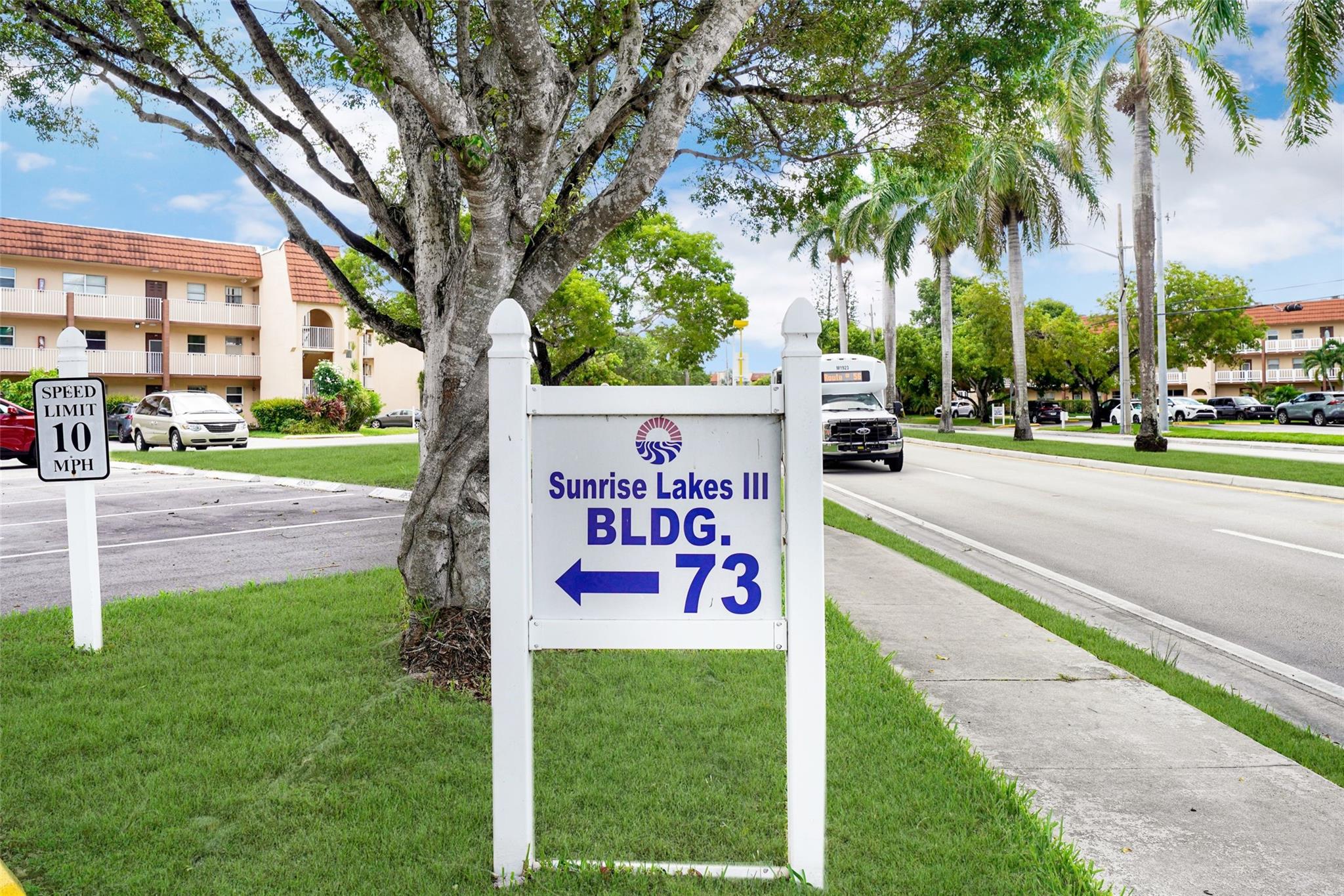 Sunrise Lakes 3 - Residential
