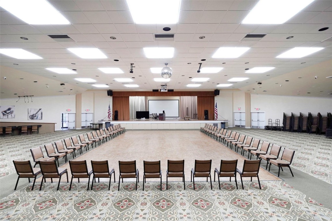 Sunrise Lakes 3 - Residential