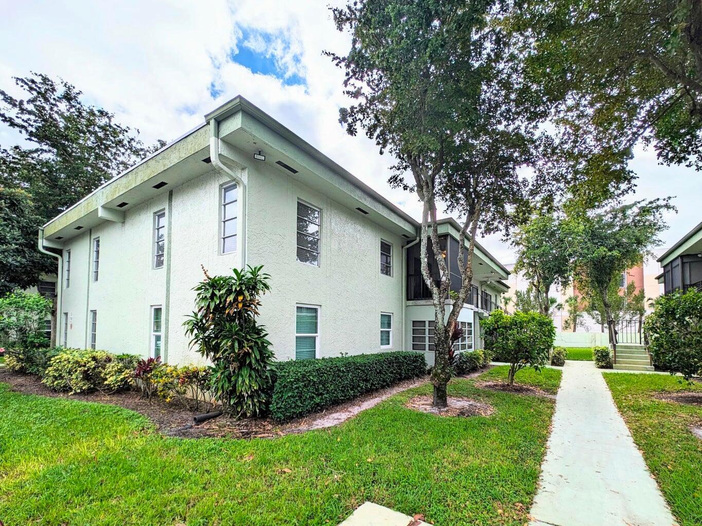 EVERGREEN I - Residential Lease
