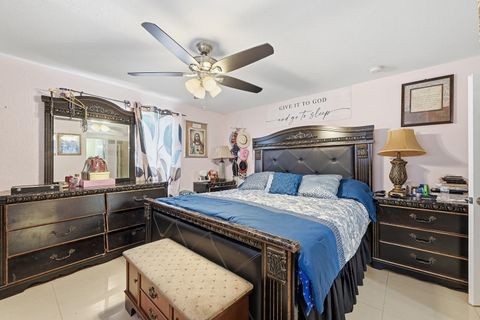 Tiny photo for 2350 NW 60th Avenue, Sunrise, FL 33313 (MLS # B26019051)
