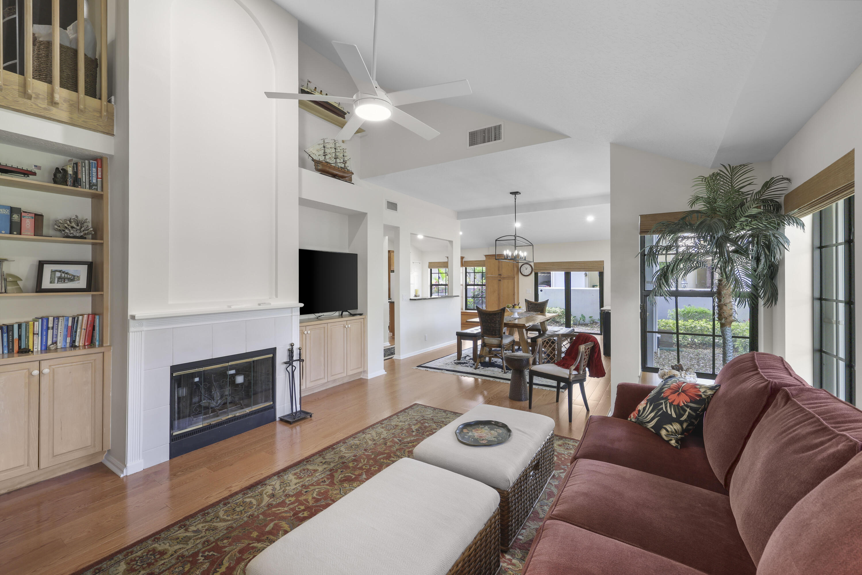 OAK HARBOUR 4 - Residential