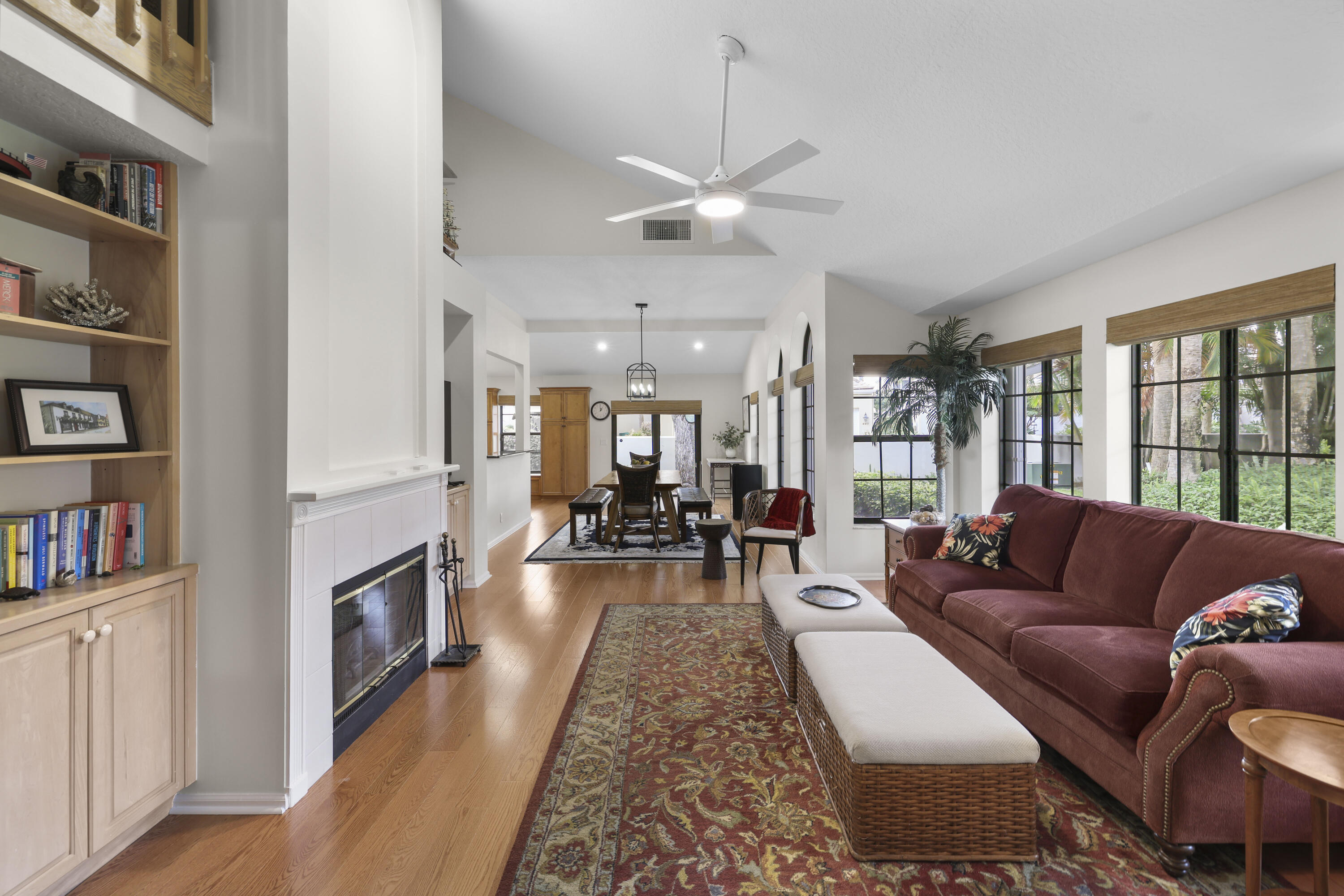 OAK HARBOUR 4 - Residential