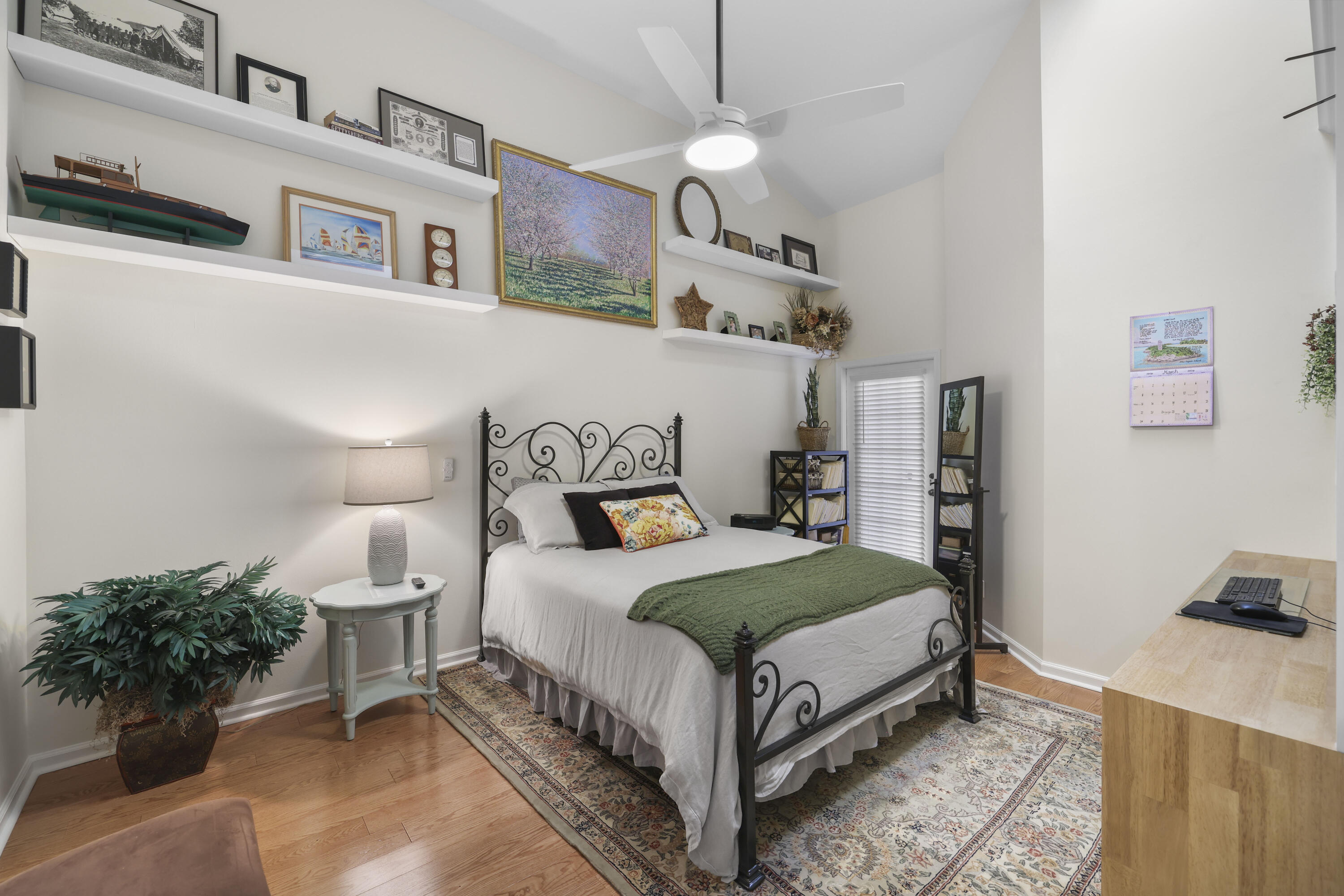 OAK HARBOUR 4 - Residential