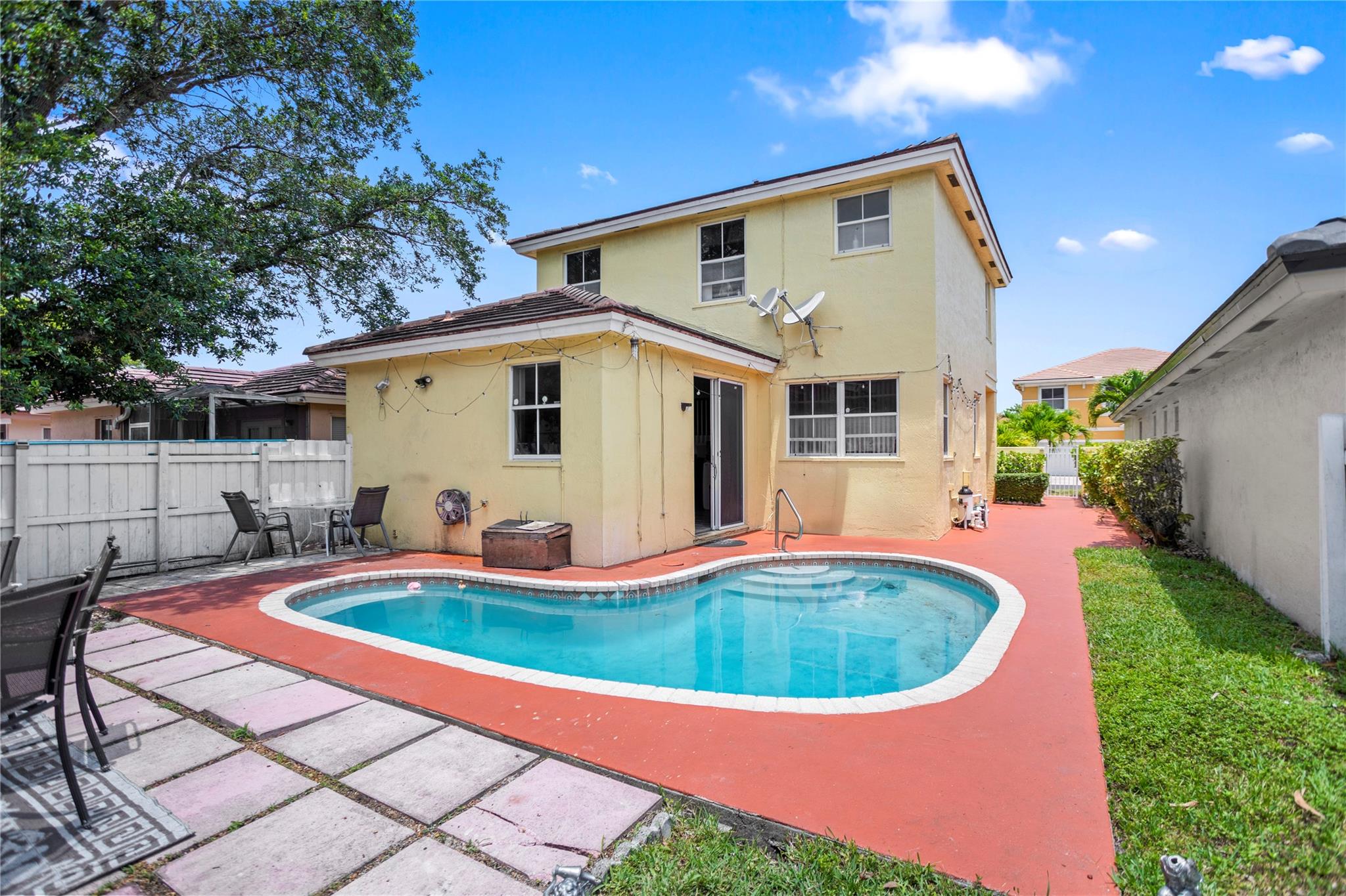 14910 SW 70th Pl