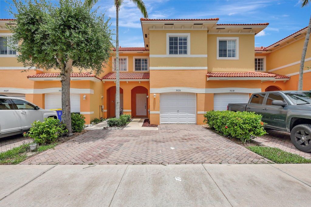 Photo of 5035 SE Mariner Garden Circle, Stuart, FL 34997 (MLS # R11011039)
