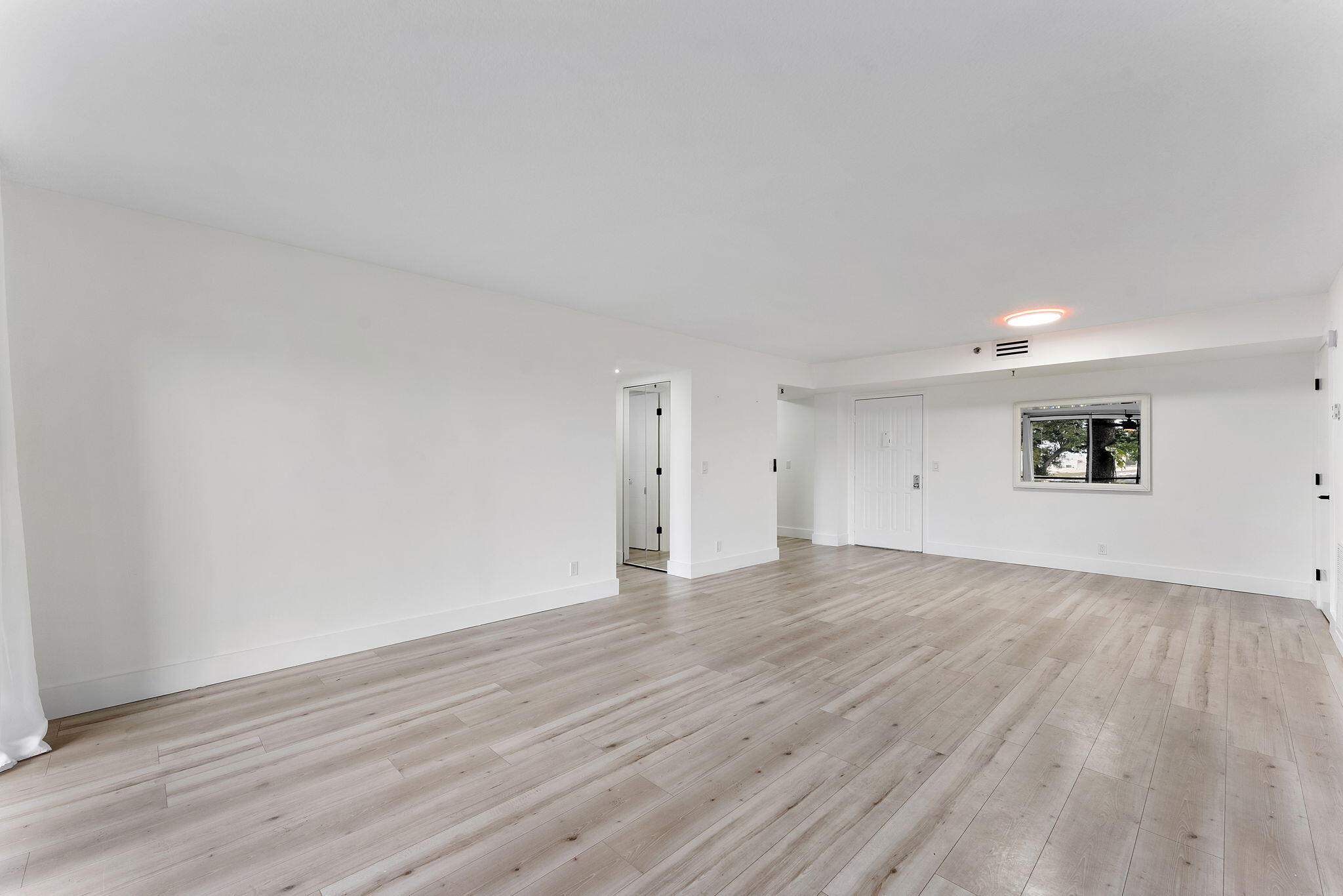 5260 NW 2nd Avenue 105