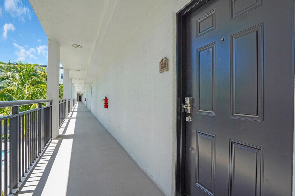 Photo of 1690 Renaissance Commons Boulevard #1409, Boynton Beach, FL 33426 (MLS # R11100152)