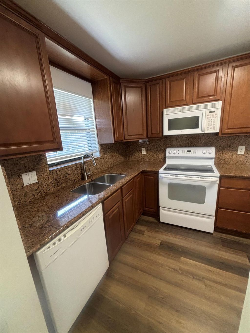 Photo of 21909 Lake Forest Circle, Boca Raton, FL 33433 (MLS # F10485322)