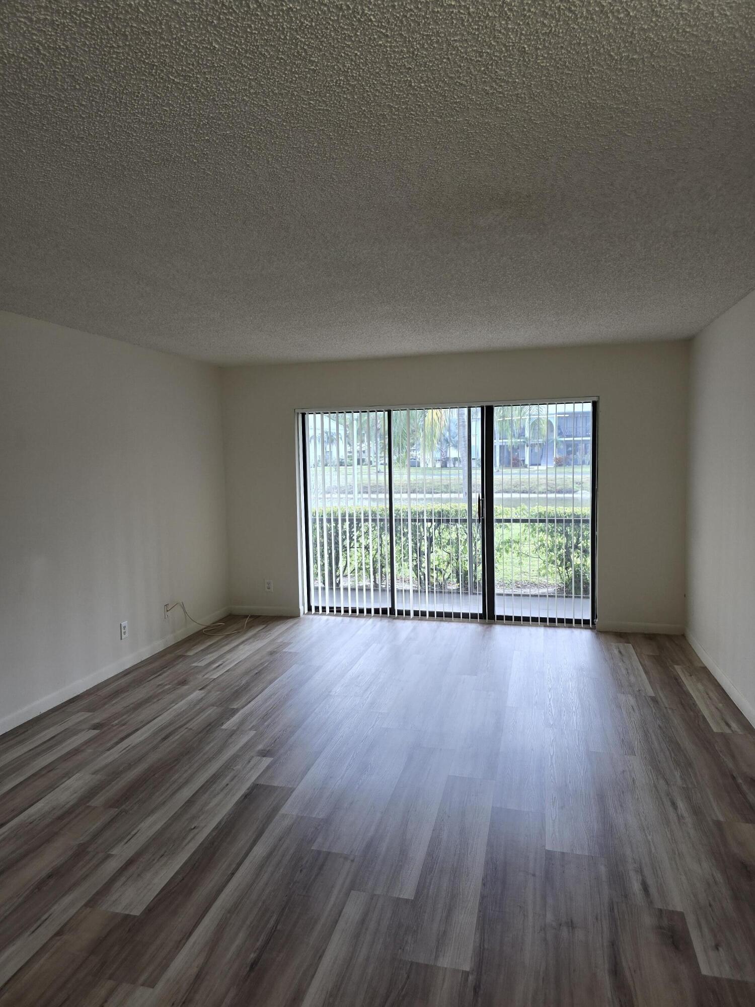 PALM CLUB VILLAGE II CONDO - Residential Lease